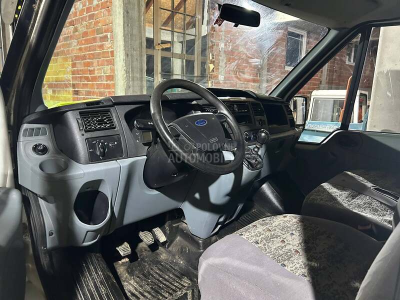 Ford Transit 2.4