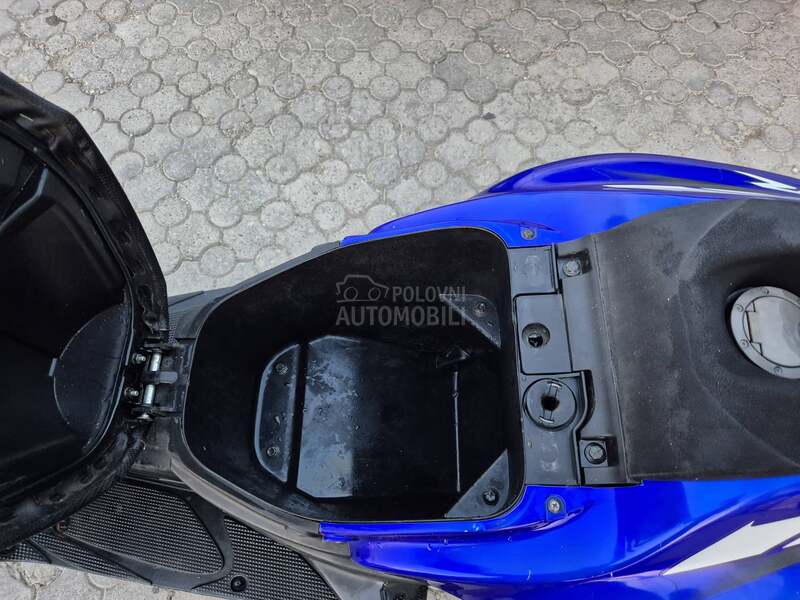 Yamaha Aeeox