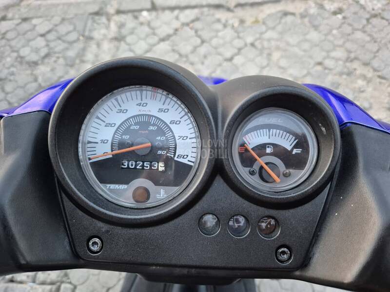 Yamaha Aeeox