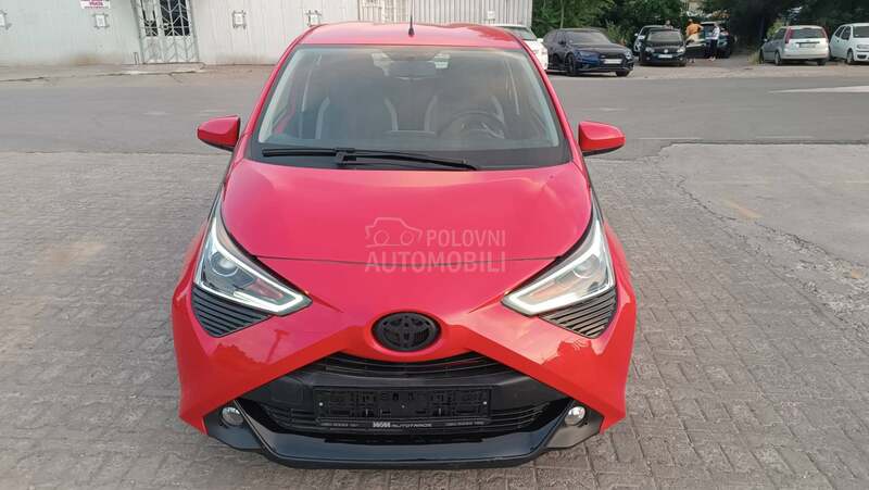 Toyota Aygo 1.0 VVTI X-STYLE