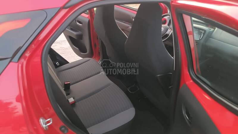 Toyota Aygo 1.0 VVTI X-STYLE
