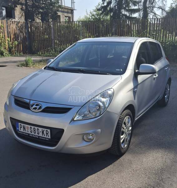 Hyundai i20 
