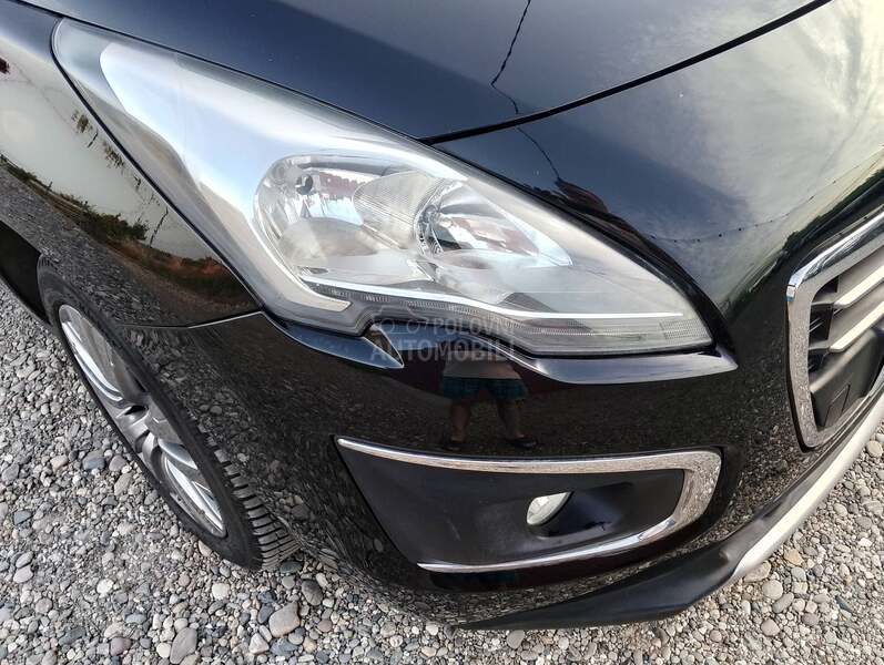 Peugeot 3008 1.6eHDI ALLURE