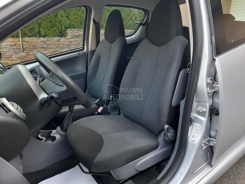 Toyota Aygo UV0Z/CH kao N00VA