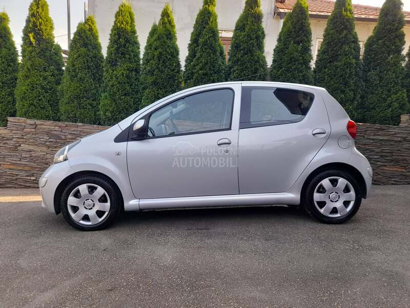 Toyota Aygo UV0Z/CH kao N00VA