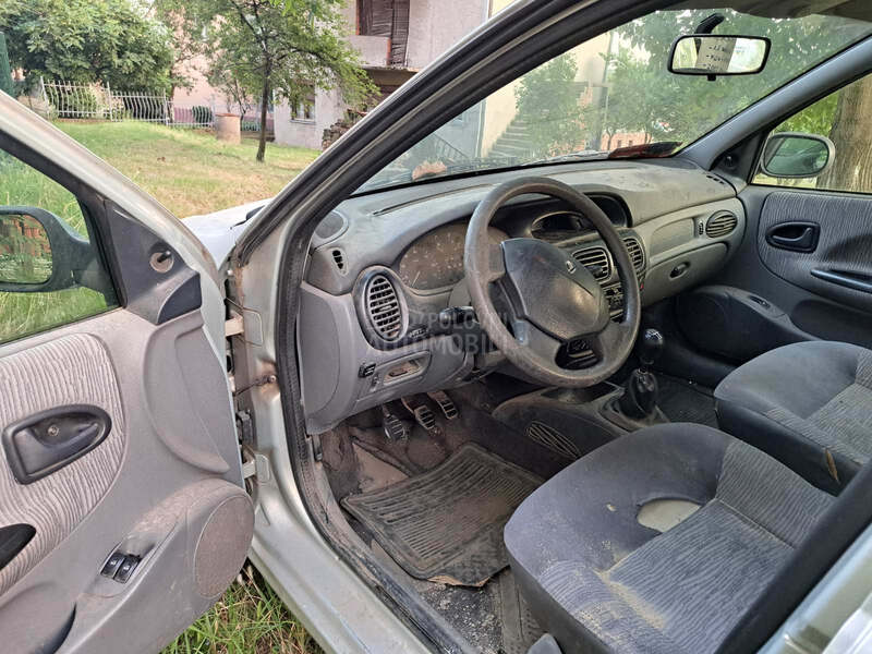 Renault Megane 1.6