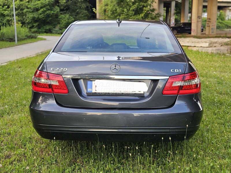Mercedes Benz E 220 Avantgarde