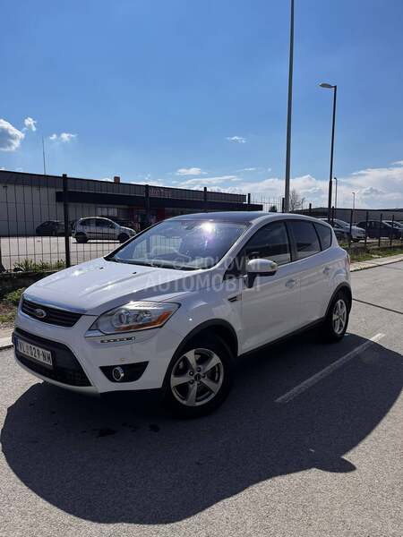 Ford Kuga TITANIUM