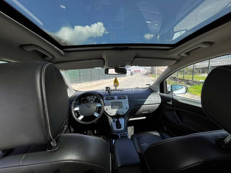 Ford Kuga TITANIUM
