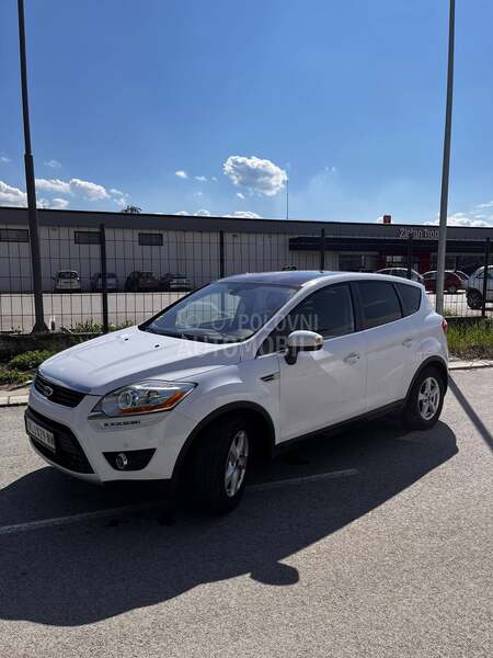 Ford Kuga TITANIUM