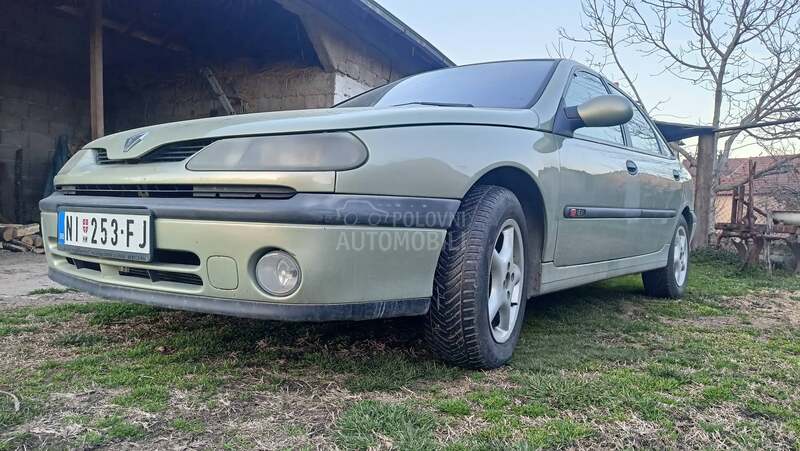 Renault Laguna 