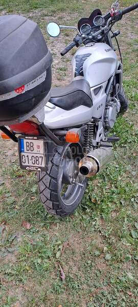 Kawasaki ER 5