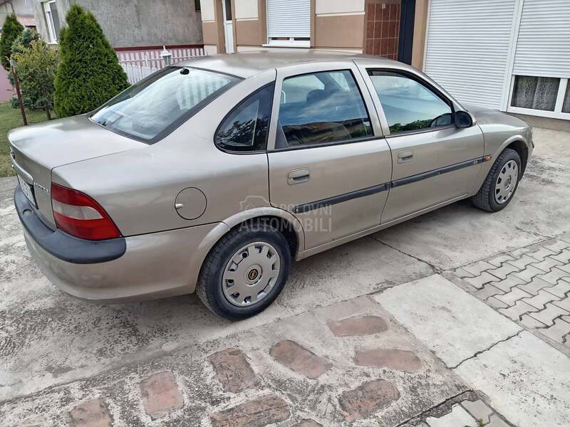 Opel Vectra B 