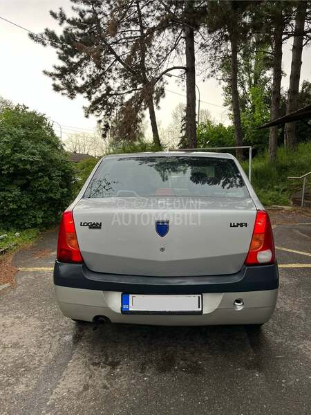 Dacia Logan 