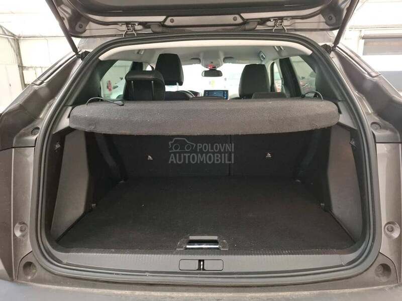 Peugeot 2008 Allure/3D Virtual