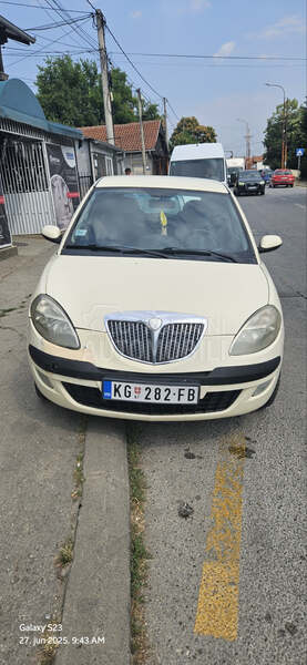 Lancia Ypsilon 