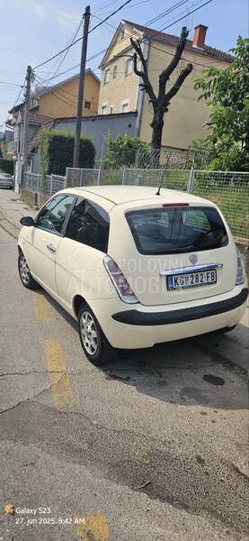Lancia Ypsilon 