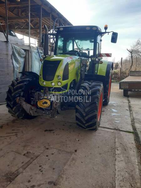 Claas Arion 630