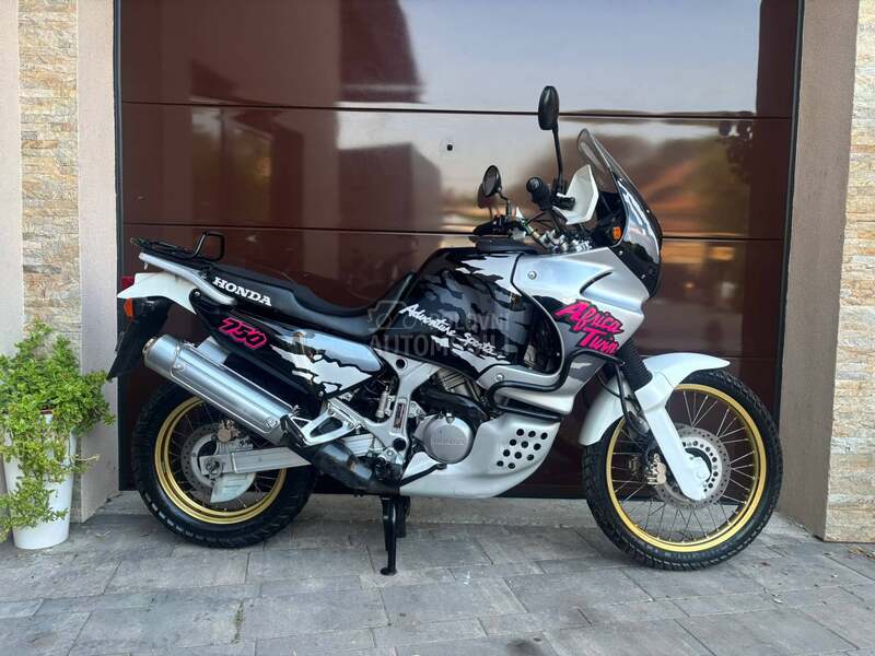 Honda XRV 750 Africa Twin A2