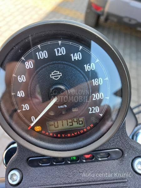 Harley Davidson IRON 833N