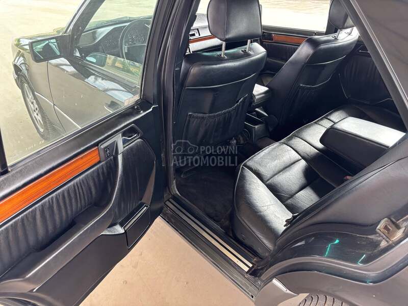 Mercedes Benz E 250 w124