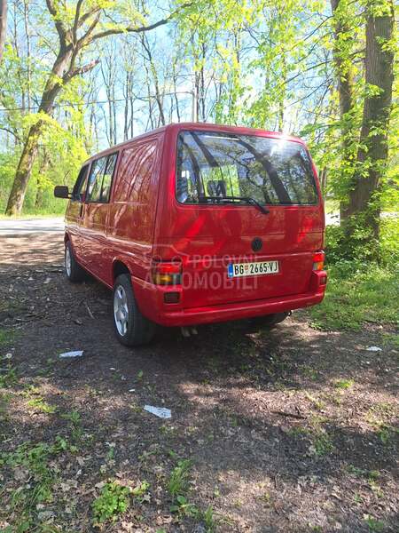 Volkswagen Transporter T4 2.5 tdi
