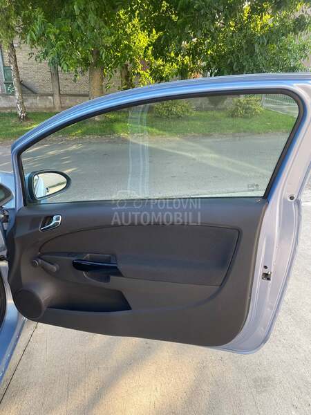 Opel Corsa D 