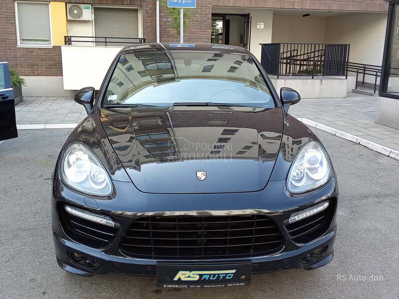 Porsche Cayenne TURBO LOOK