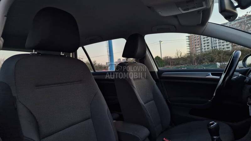 Volkswagen Golf 7 KREDlTl BEZ UCESCA