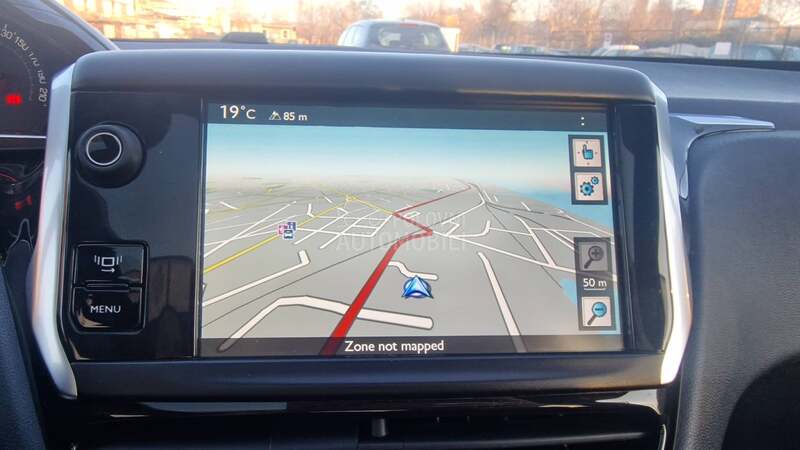 Peugeot 208 KREDlTl BEZ UCESCA