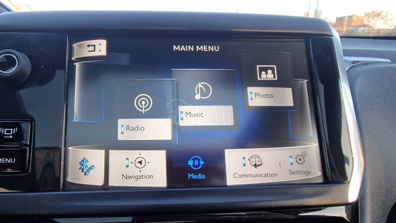 Peugeot 208 KREDlTl BEZ UCESCA