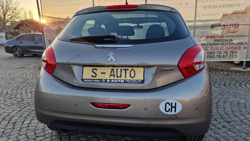 Peugeot 208 KREDlTl BEZ UCESCA
