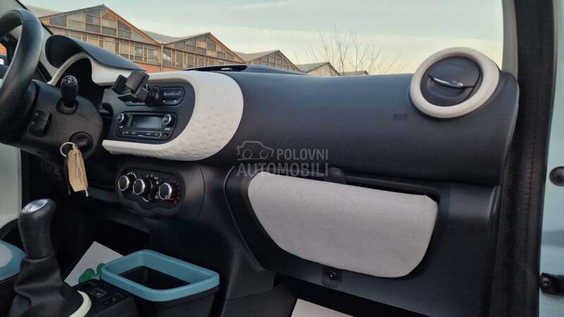 Renault Twingo KREDlTl