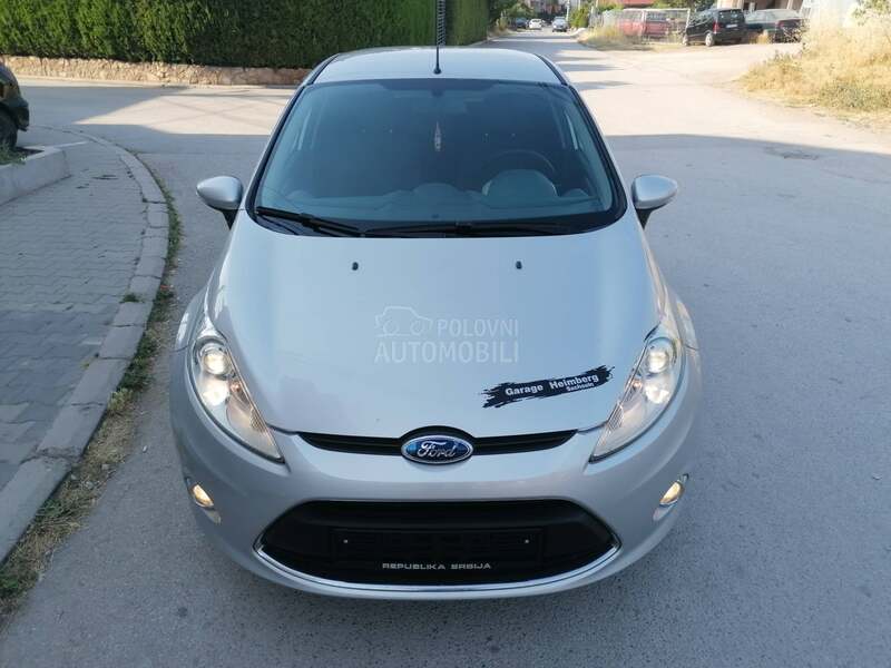 Ford Fiesta 1.4i TREND CH
