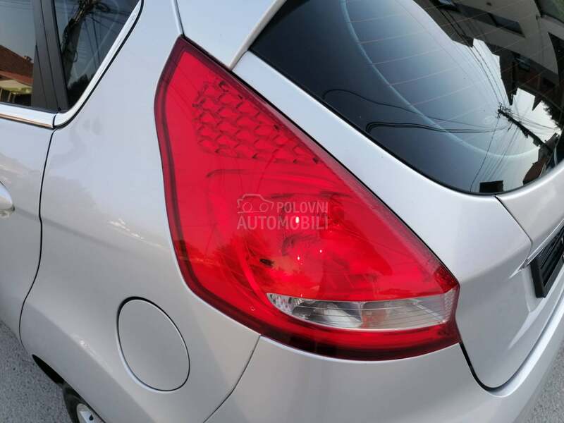Ford Fiesta 1.4i TREND CH