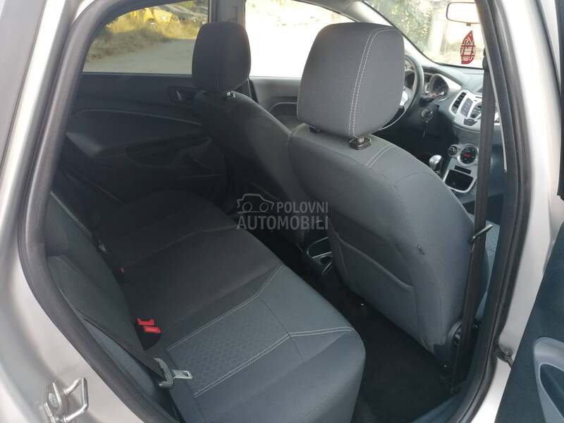 Ford Fiesta 1.4i TREND CH