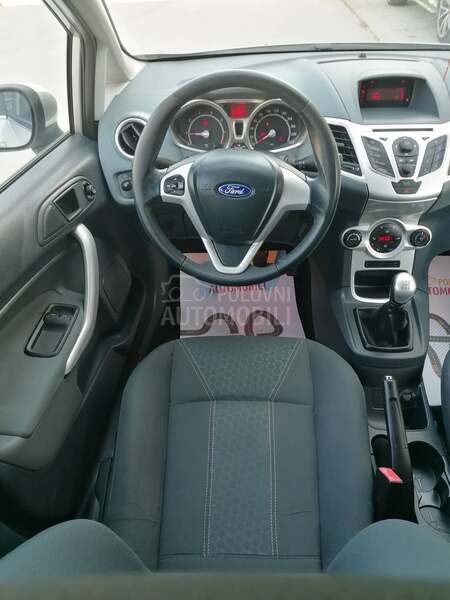 Ford Fiesta 1.4i TREND CH