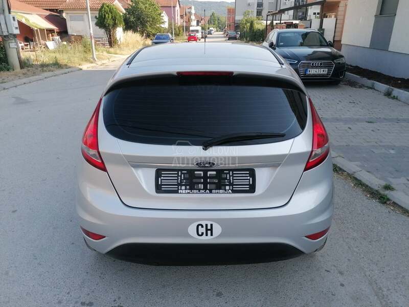 Ford Fiesta 1.4i TREND CH