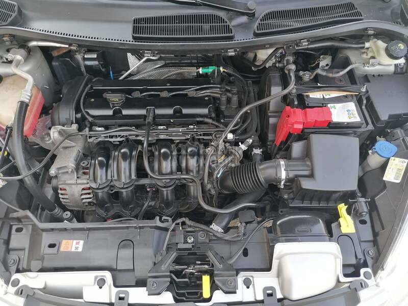 Ford Fiesta 1.4i TREND CH