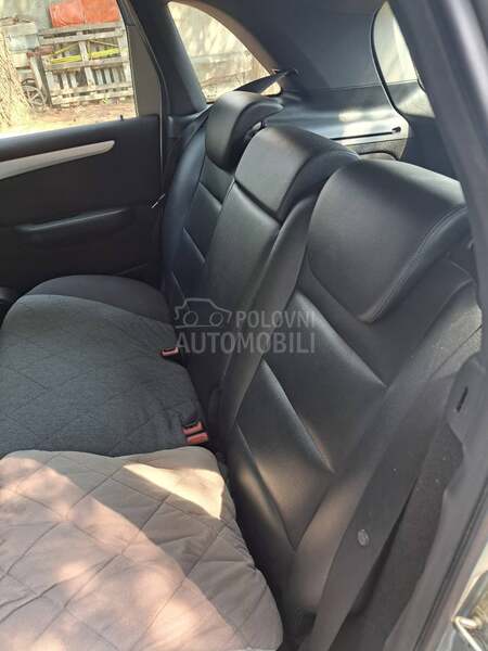 Mercedes Benz B 200 