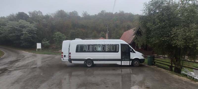 Mercedes Benz Sprinter 515