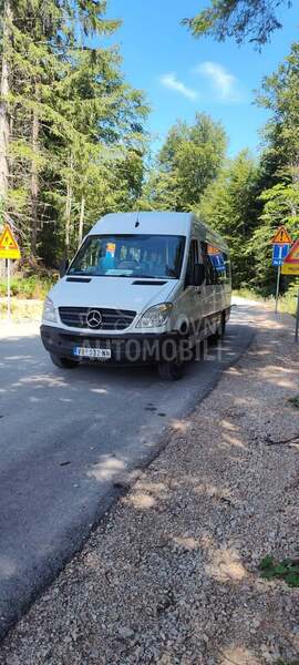 Mercedes Benz Sprinter 515