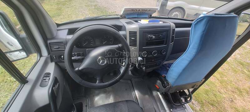 Mercedes Benz Sprinter 515