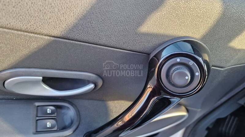 Renault Clio KREDlTl BEZ UCESCA