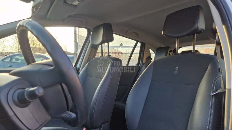 Renault Clio KREDlTl BEZ UCESCA
