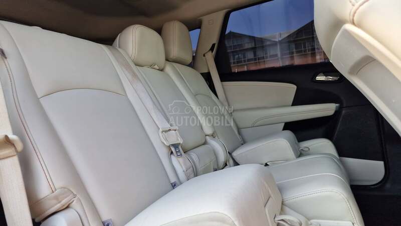 Fiat Freemont 