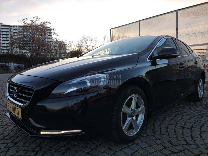 Volvo V40 KAMER/NAVl/kred