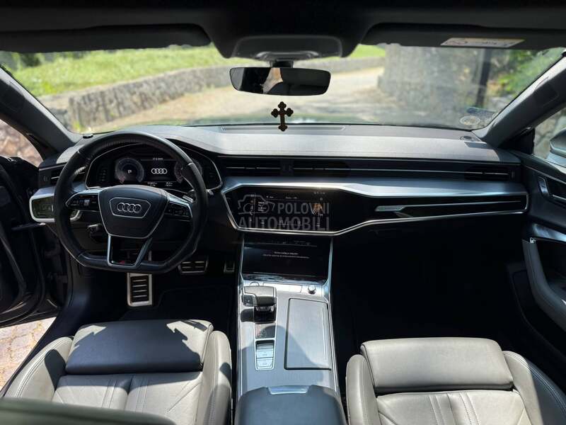 Audi A7 