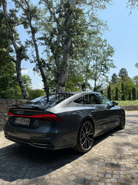 Audi A7 