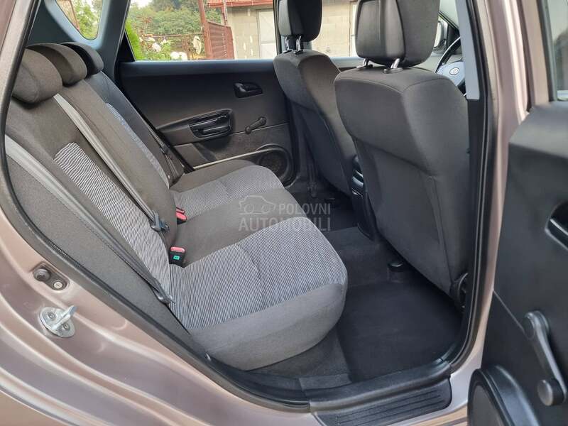Kia cee`d 1.6B PERFFEKTNA